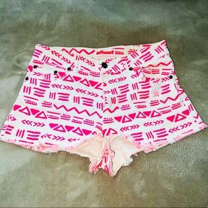 Sexy white and pink shorts by Dollhouse, size 6